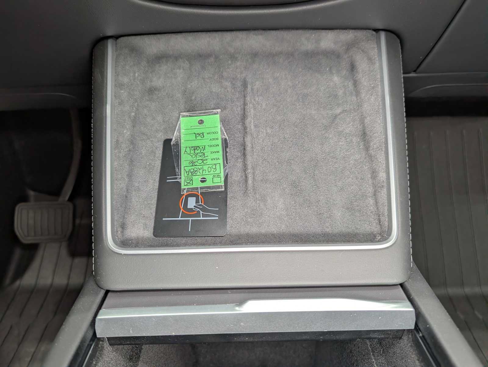 Used 2026 Tesla Model Y AWD image 30