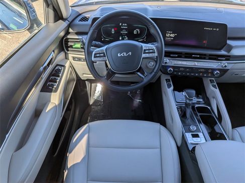 Used 2024 Kia Telluride S w/ S Sunroof Package image 15