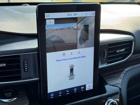 Used 2022 Ford Explorer Limited w/ Limited Technology Package image 26