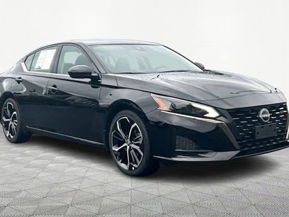Used 2024 Nissan Altima 2.5 SR