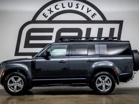 Used 2023 Land Rover Defender 130 First Edition AWD/4WD image 5