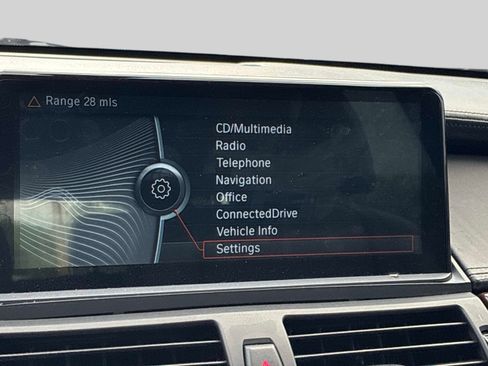 Used 2012 BMW X5 xDrive50i AWD/4WD image 40