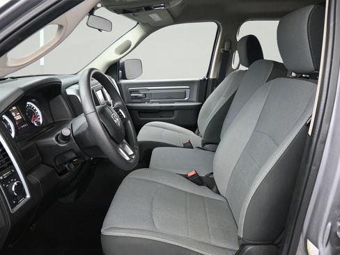 Used 2024 RAM 1500 Classic SLT AWD/4WD image 9