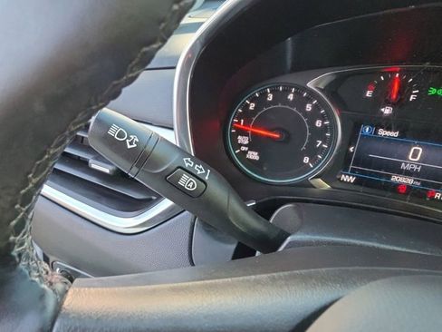 Used 2023 Chevrolet Equinox LT image 13