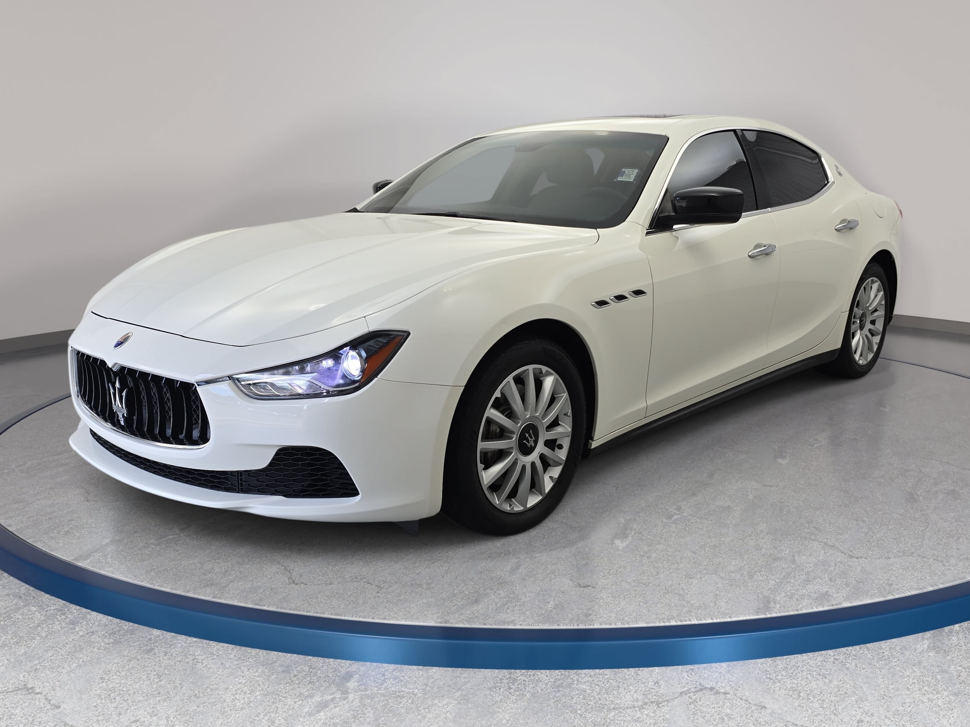 Used 2014 Maserati Ghibli RWD image 1