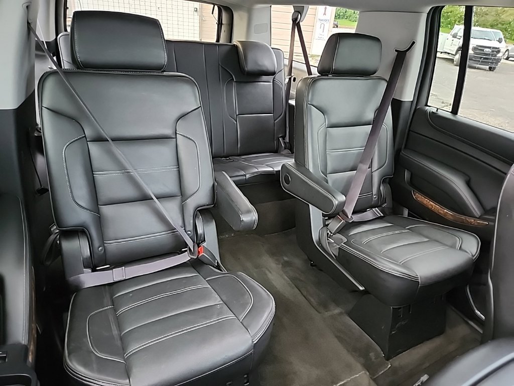 Used 2016 GMC Yukon XL Denali w/ Open Road Package AWD/4WD image 43