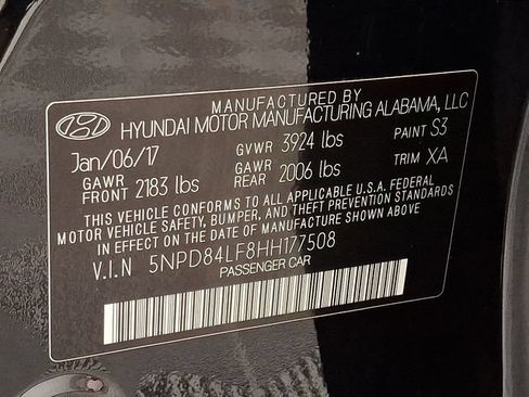 Used 2017 Hyundai Elantra SE FWD image 25