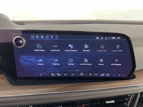 New 2026 Chevrolet Suburban High Country AWD/4WD image 23