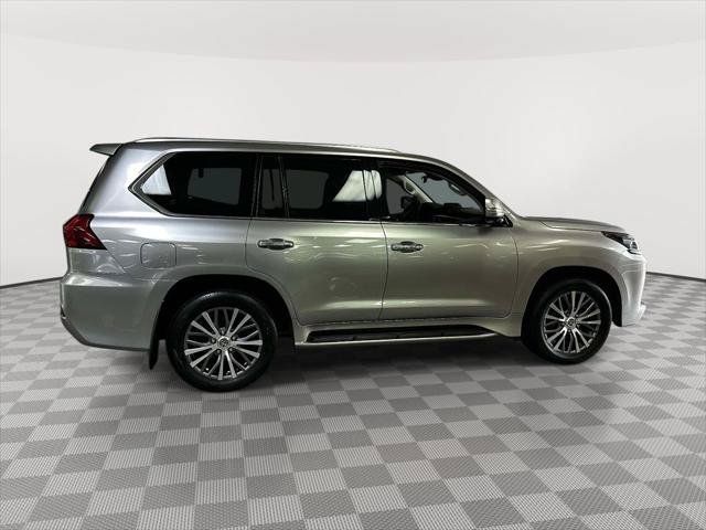 Used 2018 Lexus LX 570 4WD image 2