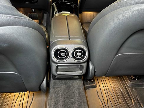 Certified 2025 Mercedes-Benz GLC 300 4MATIC image 44