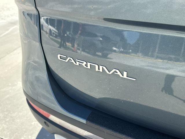 Certified 2024 Kia Carnival EX FWD image 9