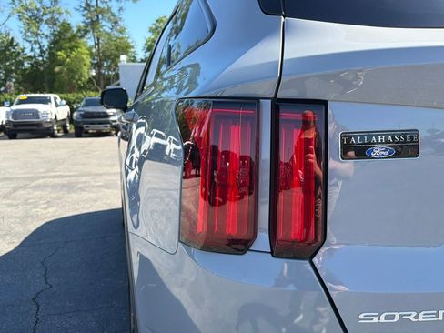 Used 2023 Kia Sorento SX Prestige AWD/4WD image 13