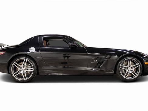 Used 2011 Mercedes-Benz SLS AMG SLS AMG image 30