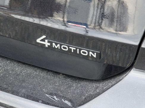 Used 2024 Volkswagen Taos S image 8