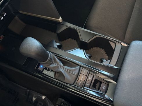 Used 2025 Toyota Camry LE image 45