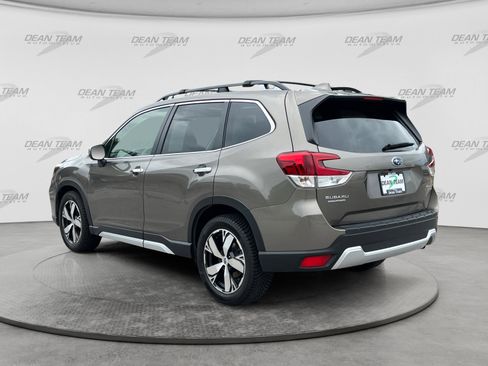 Used 2019 Subaru Forester Touring AWD/4WD image 6