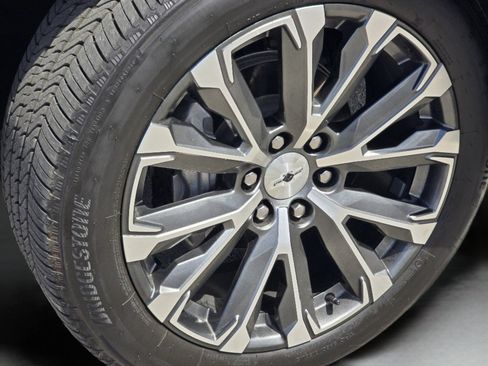 Used 2023 Chevrolet Tahoe High Country AWD/4WD image 25