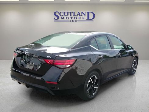 Used 2024 Nissan Sentra SV image 6