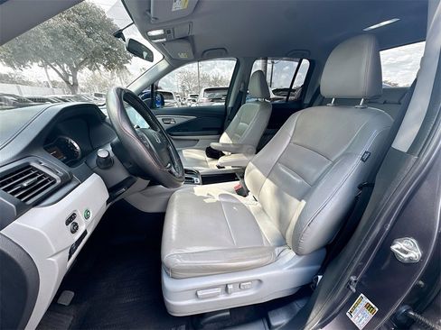 Used 2018 Honda Ridgeline RTL image 21