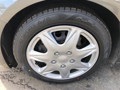 Used 2019 Ford Fusion SE image 10