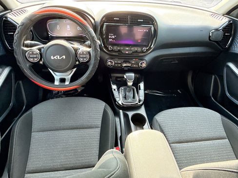 Used 2023 Kia Soul EX FWD image 15