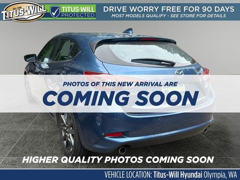 Used 2018 MAZDA MAZDA3 Grand Touring FWD image 3