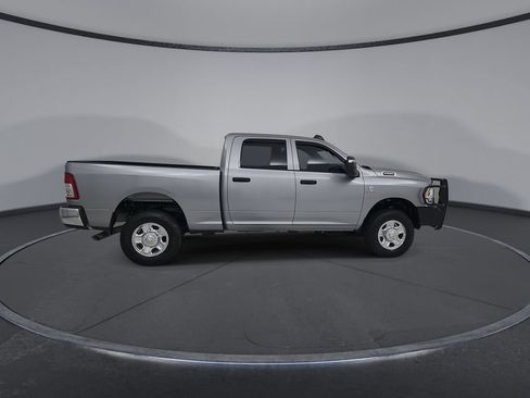 Used 2024 RAM 2500 Tradesman w/ Chrome Appearance Group AWD/4WD image 18