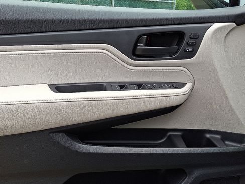 New 2026 Honda Odyssey EX-L image 12