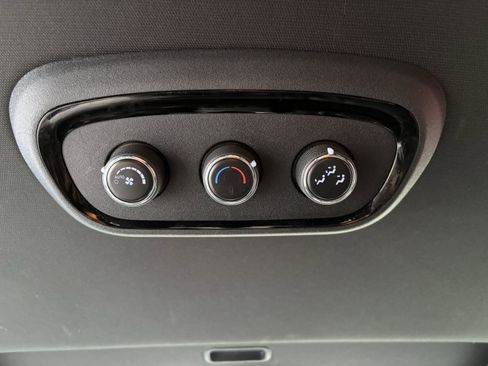 Used 2024 Dodge Durango GT image 22