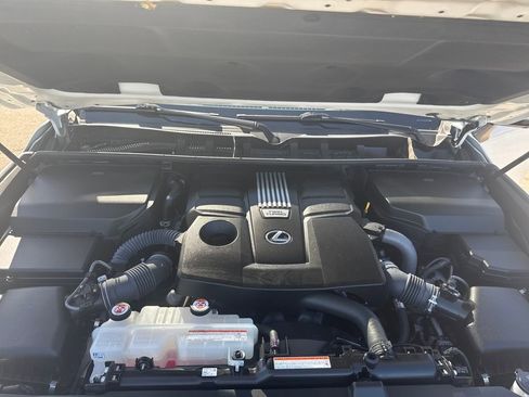 Used 2023 Lexus LX 600 4WD w/ Accessory Package (Z1) image 24