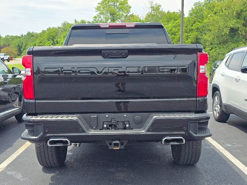 Used 2025 Chevrolet Silverado 1500 LT Trail Boss w/ LT Trail Boss Premium Package AWD/4WD image 4