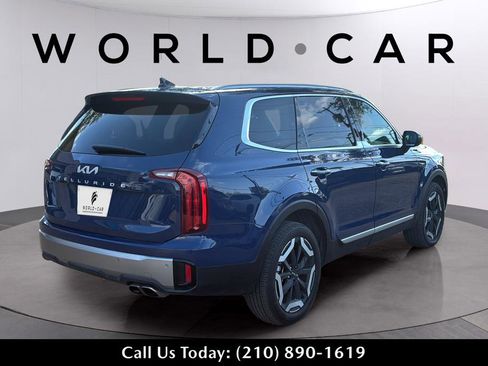 Used 2025 Kia Telluride S image 15