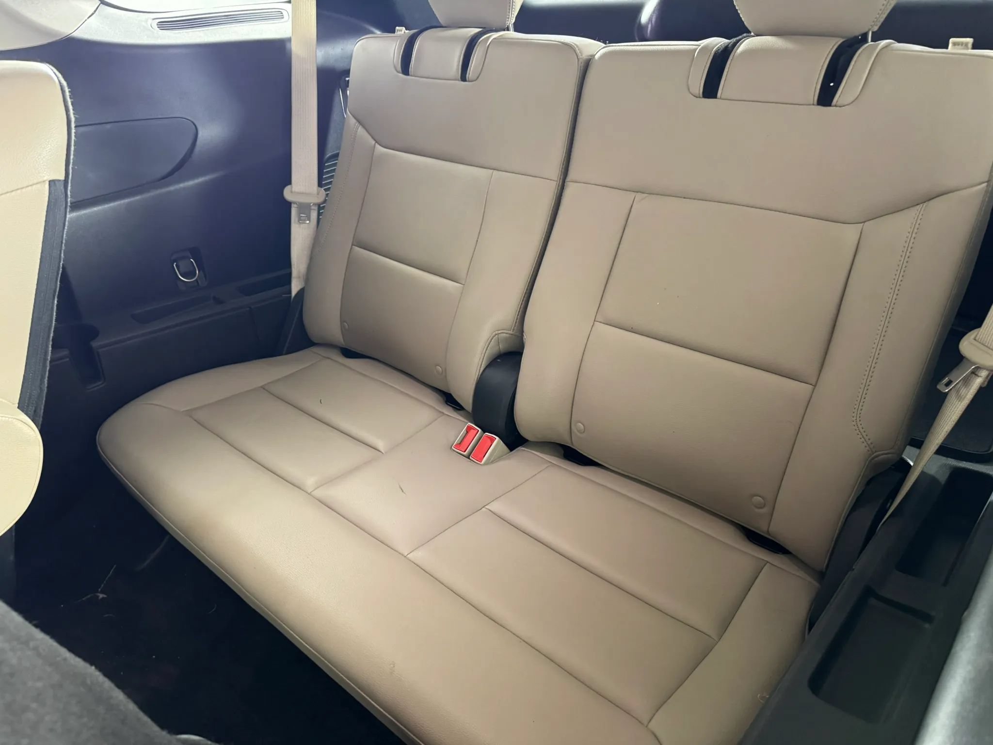 Used 2020 Ford Explorer Limited AWD/4WD image 39