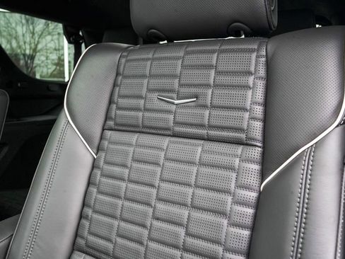 Used 2023 Cadillac Escalade V w/ LPO, ONYX Package image 41