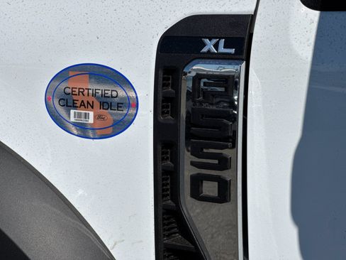 New 2026 Ford F550 4x4 Crew Cab Super Duty w/ XL Chrome Package image 28