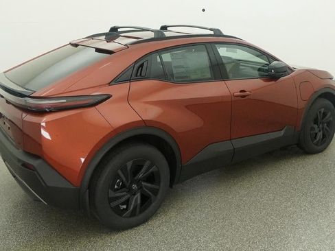 New 2026 Toyota C-HR AWD/4WD image 9