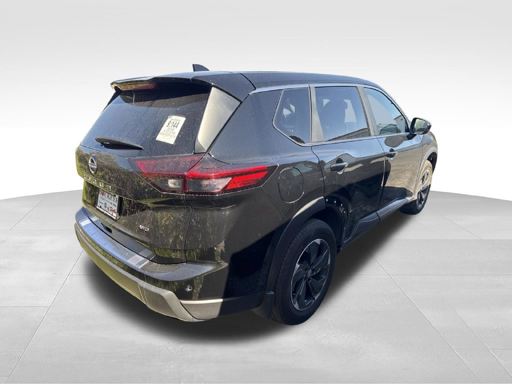 Used 2026 Nissan Rogue SV AWD/4WD image 6