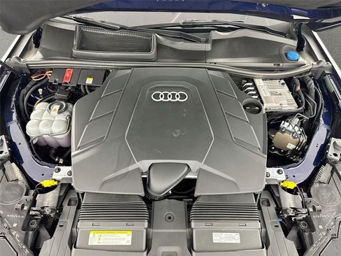 Used 2020 Audi Q7 3.0T Prestige w/ Prestige Package AWD/4WD image 33
