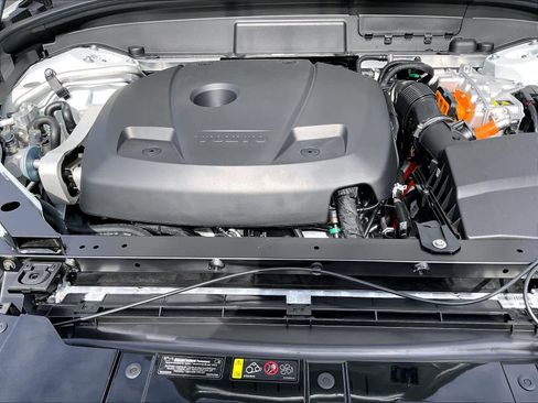 New 2026 Volvo XC60 T8 Ultra w/ Protection Package Premier image 13