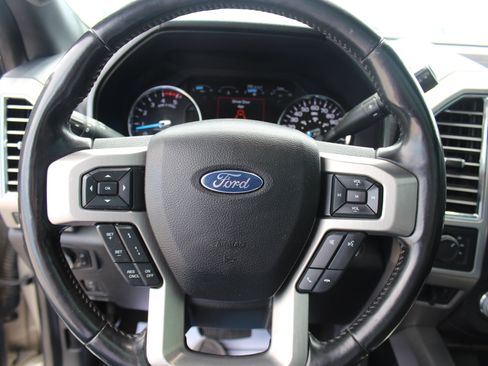 Used 2017 Ford F350 Platinum w/ Platinum Ultimate Package AWD/4WD image 6
