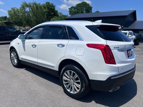 Used 2017 Cadillac XT5 Luxury w/ Driver Awareness Package AWD/4WD image 7