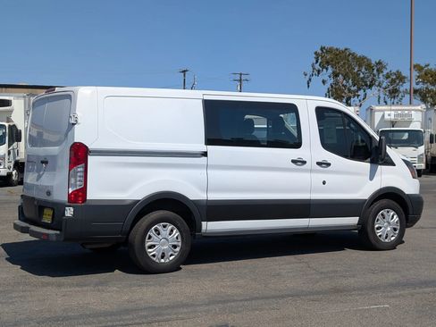 Used 2016 Ford Transit 150 130 Low Roof RWD image 2