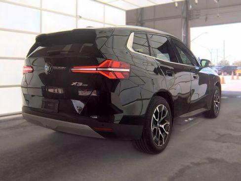 Used 2025 BMW X3 xDrive30i AWD/4WD image 2
