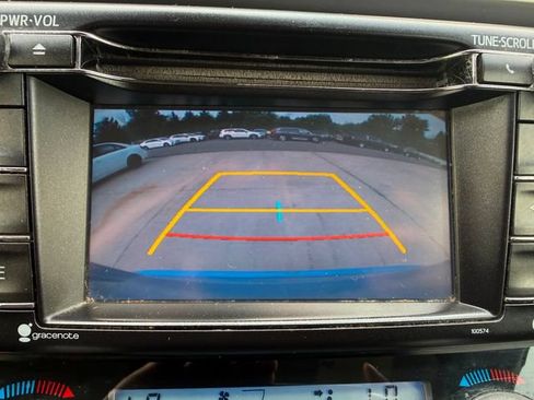 Used 2018 Toyota RAV4 XLE w/ Plus Extra Value Package AWD/4WD image 9