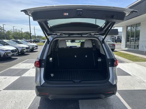 Used 2026 Toyota Grand Highlander XLE image 5