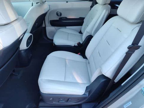 New 2026 Hyundai Palisade Calligraphy FWD image 18