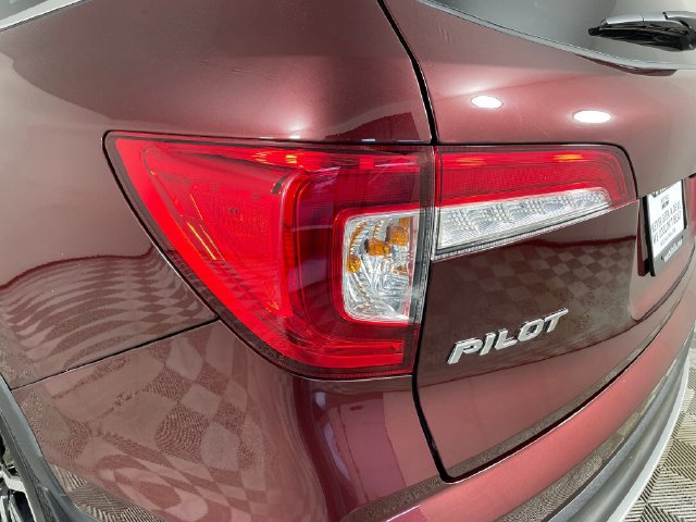 Used 2022 Honda Pilot Elite image 21