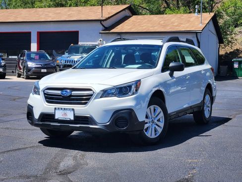 Used 2019 Subaru Outback 2.5i AWD/4WD image 1