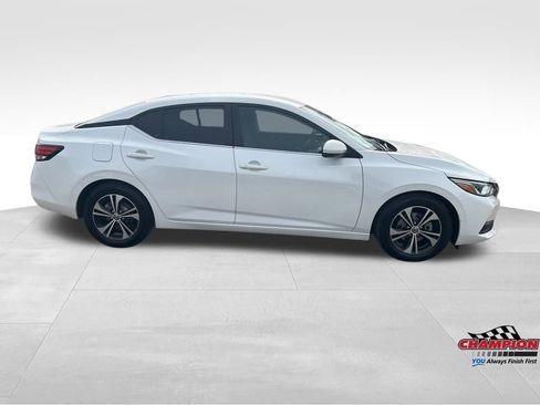 Used 2022 Nissan Sentra SV image 7