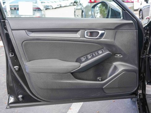 Certified 2025 Honda Civic Sport image 23